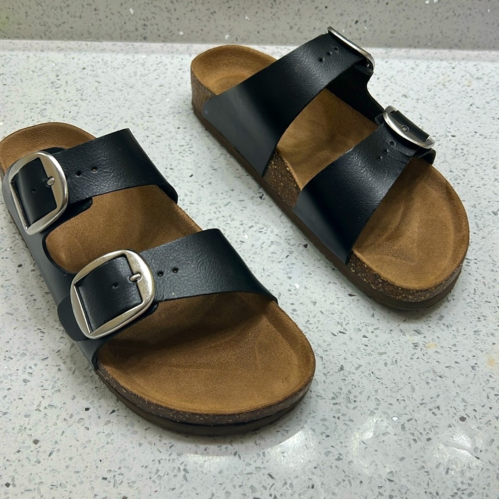 i i’ve only wore these once for a baby shower but their very comfortable